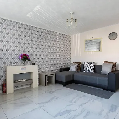 2 Bedroom Eith 3 Beds Sofa Bed Near Stadium