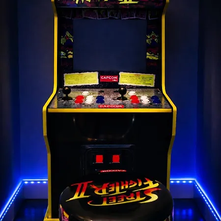 Game Zone, Trafford Centre Nearby, Sleeps 8 Дом отдыха Манчестер