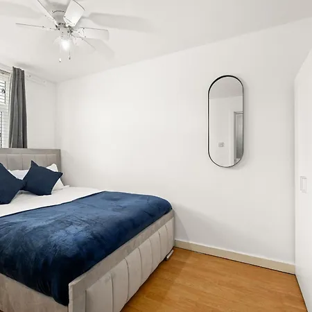Modern And Comfy 3 Bed Near Etihad, Coop Live Arena And Centre مانشستر