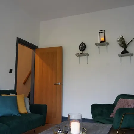 Casa vacanze Spacious 3-bedroom Near Centre With Parking Manchester