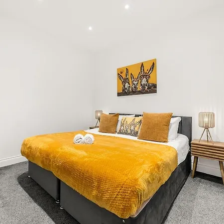 5Br Contractor Hub - Free Parking - Monthly 20 Percent Off Сasa de vacaciones Mánchester