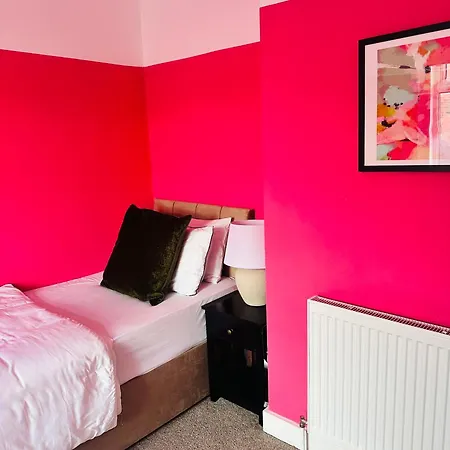 Getaway Bright & Spacious With Parking Mánchester