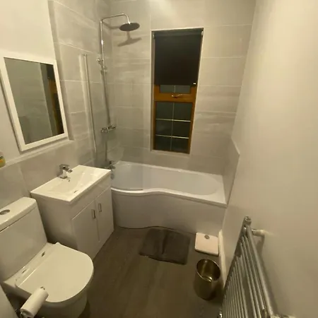 Lovely Victorian House In Levenshulme, מנצ'סטר