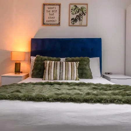 펜션 Stylish Home For 8 Free Parking Fast Wifi *