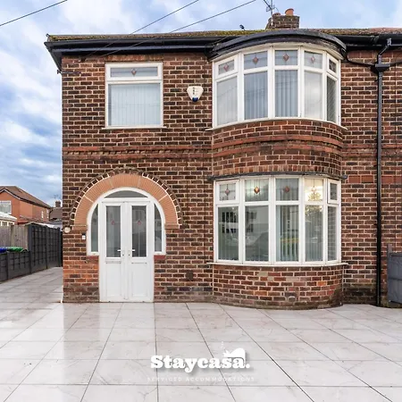 Spacious 4-bed Near Didsbury * مانشستر