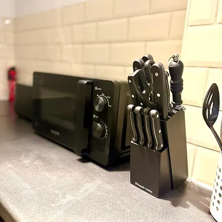 Modern And Comfy 3 Bed Near Etihad And Coop Live Arena Manchester