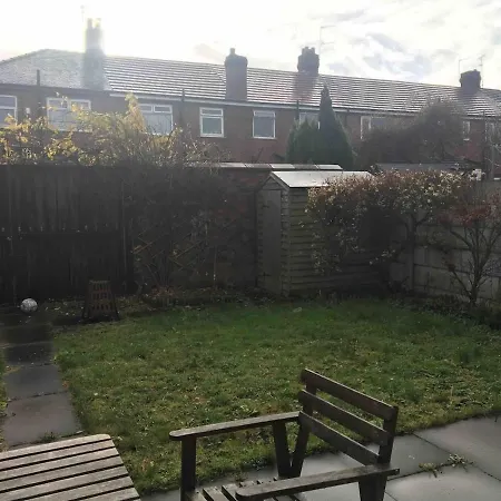 Lovely Victorian House In Levenshulme, מנצ'סטר