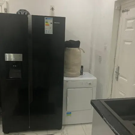 Spacious Double In * Manchester