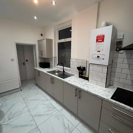 Mayford Shared House * Manchester