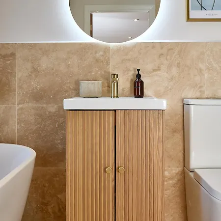 Stylish 4 Bed In Old Trafford Next To Mufc * Mánchester