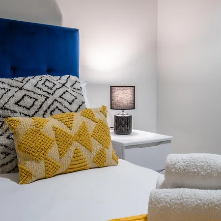 Stylish Home For 8 Free Parking Fast Wifi * 맨체스터