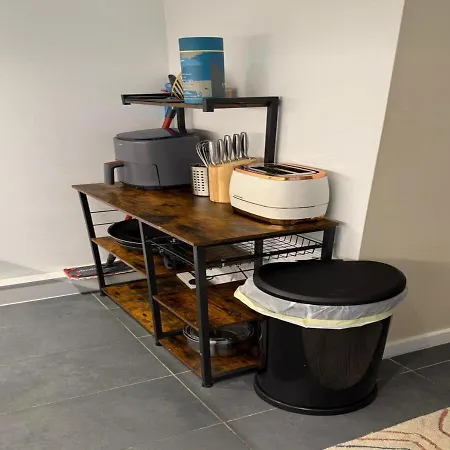 Tatil Evi Stylish Townhouse With Parking - Pass The Keys *