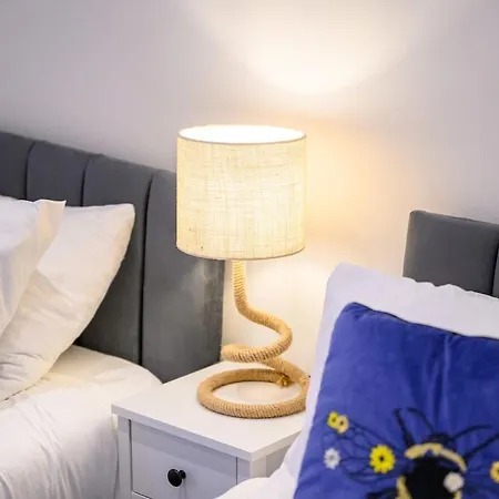 Vakantiehuis Contractors Pad Wi-fi Free Parking 20 - Off Monthly