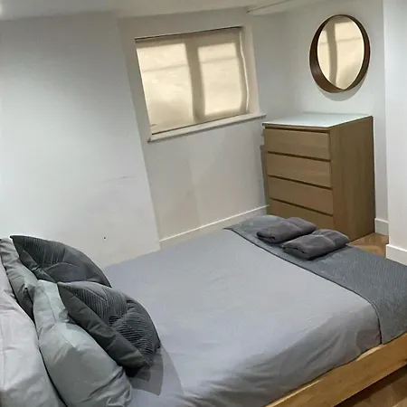 Hendham - Near Etihad Stadium, Coop Live Arena, National Cycling Centre & 24 Hour Asda 曼彻斯特
