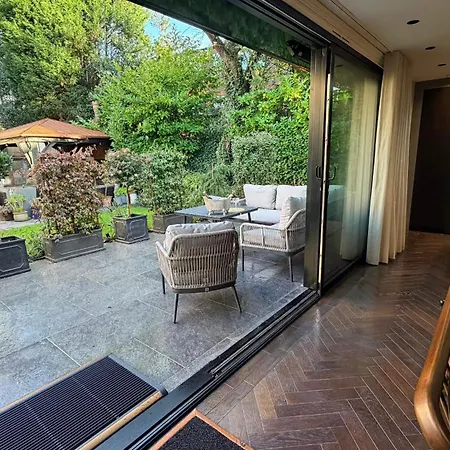 The Coach House Mánchester