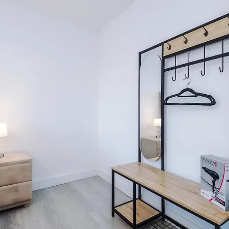 Pearl Reside - Sleeps 5, Free Parking & 5 Mins Centre