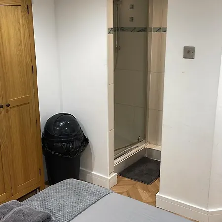 Gæstehus Hendham - Near Etihad Stadium, Coop Live Arena, National Cycling Centre & 24 Hour Asda *