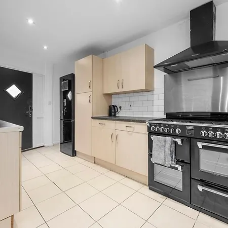 Dom wakacyjny The Vibe & Play Hangout *