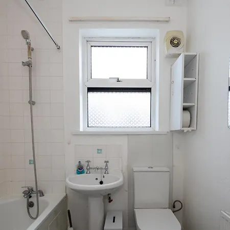 Vakantiehuis Steps From Old Trafford - Modern Manchester