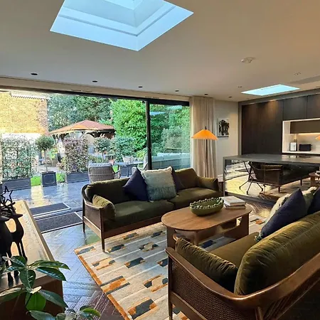 The Coach House Villa Mánchester