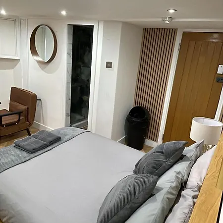 Hendham - Near Etihad Stadium, Coop Live Arena, National Cycling Centre & 24 Hour Asda 招待所