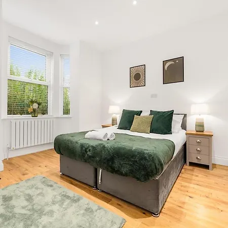 5Br Contractor Hub - Free Parking - Monthly 20 Percent Off Сasa de vacaciones Mánchester