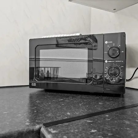 Premium Failsworth - Sleeps Up To 7! *