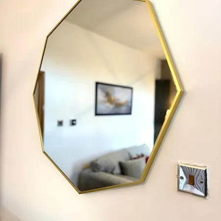 Modern And Comfy 3 Bed Near Etihad And Coop Live Arena * Manchester