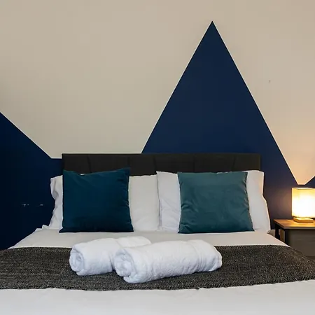 Casa de Férias Spacious 4br Perfect For Groups & Contractors