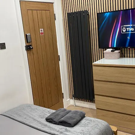 Hendham - Near Etihad Stadium, Coop Live Arena, National Cycling Centre & 24 Hour Asda 招待所 *