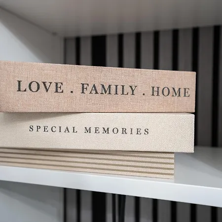 4 Bedroom Serviced House Ideal For Business & Long Term With Free Parking