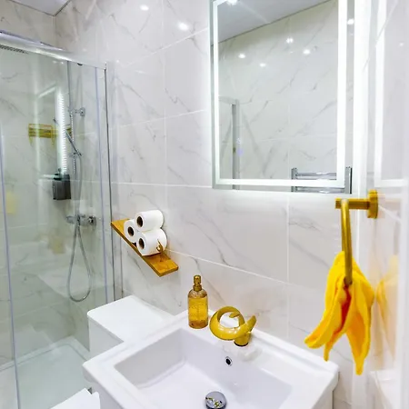 Paradise Nestv Villa Manchester