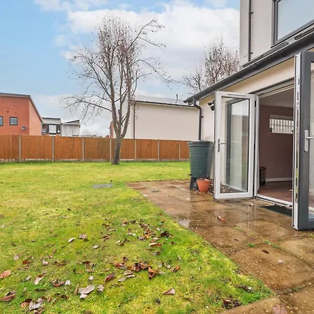 Сasa de vacaciones E-haven - Etihad-coop Live-free Parking-pool Table *