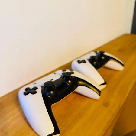 Stunning 3-bed Games