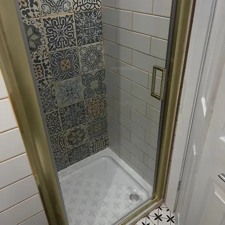 Gæstehus Hendham - Near Etihad Stadium, Coop Live Arena, National Cycling Centre & 24 Hour Asda