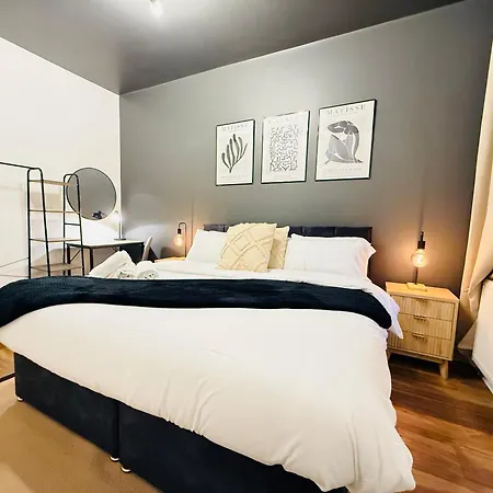 Stunning 3-bed Games * Mánchester