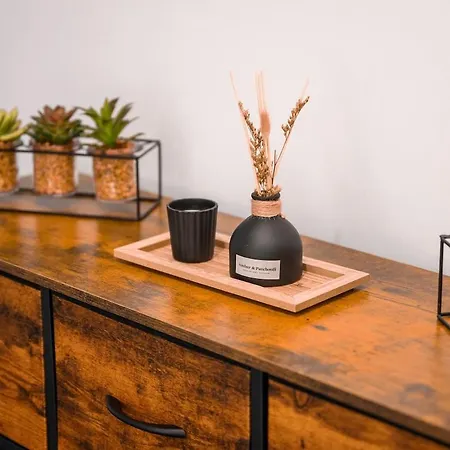 5Br Contractor Hub - Free Parking - Monthly 20 Percent Off