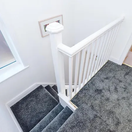 Free Park Stunning 3bedroom In * Manchester