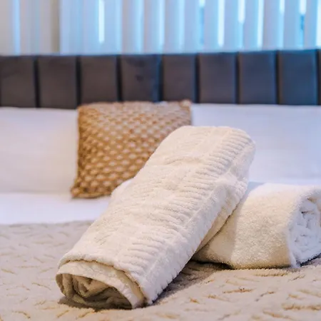 Stylish House In With Pool Table Сasa de vacaciones *