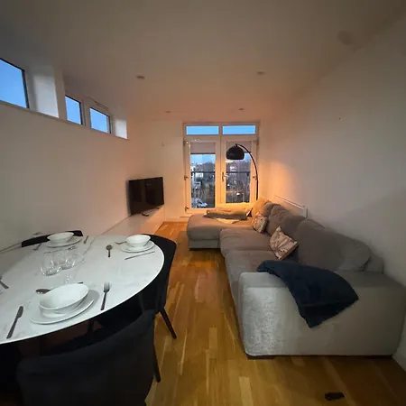 Appartement Ideally Located Didsbury Chorlton Gated Parking - Pass The Keys *