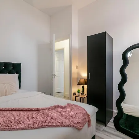 Apartament Modern & Comfortable In Manchester