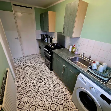 Cosy Modern 1 Bed Near Coop Live And Etihad Stadium *