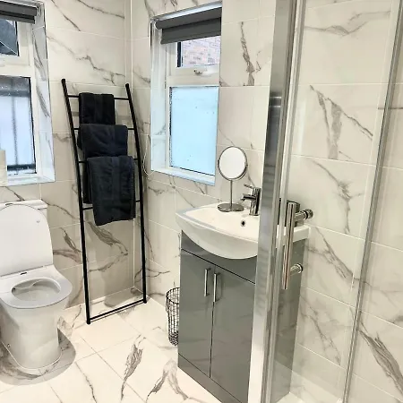 Bright In The Heart Of Chorlton Apartamento *