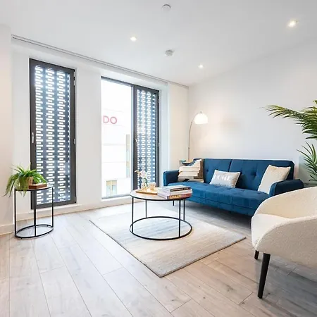 Highrise Heaven 2br Centre Appartamento
