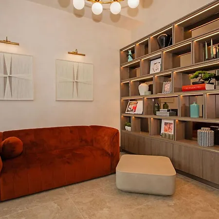 Luxury - - Pool - Terrace - Gym - Parking - Apartmán *