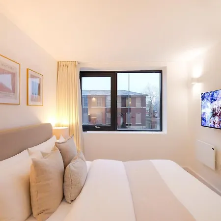 Juniper At The Heim *