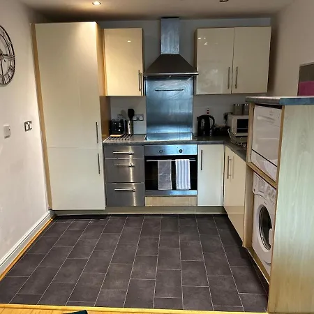 Modern Essential Flat In Chorlton Manchester