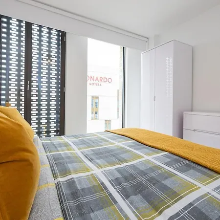 Appartamento Highrise Heaven 2br Centre Manchester