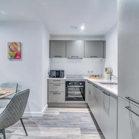 2-br View - Near Salford Royal