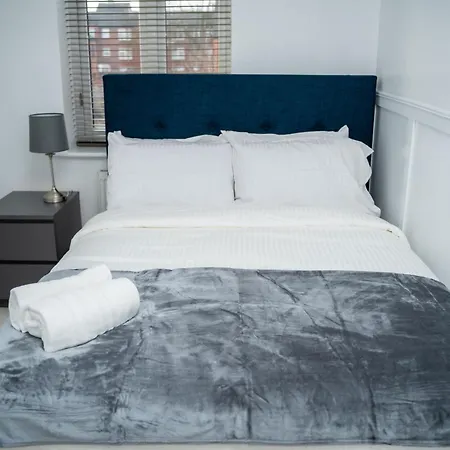Cozy New 2Br Home In Manchester Parking Sport City Lägenhet *